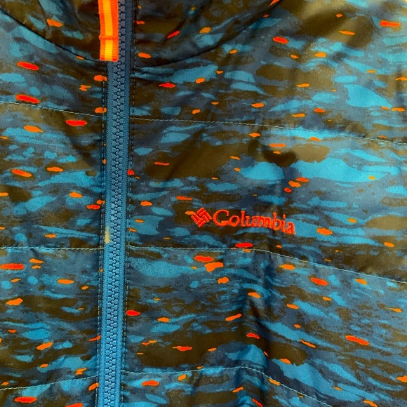 Columbia Jacket Size M (10-12 kids) - Picture 3 of 6